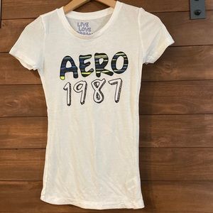 Aero size small tee shirt